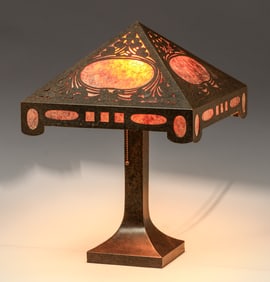 Frost - Dayton, Ohio Arts & Crafts Cutout Copper & Mica Lamp c1910