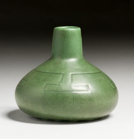 Owens Pottery #29 Matte Green Gourd-Shaped Vase c1910