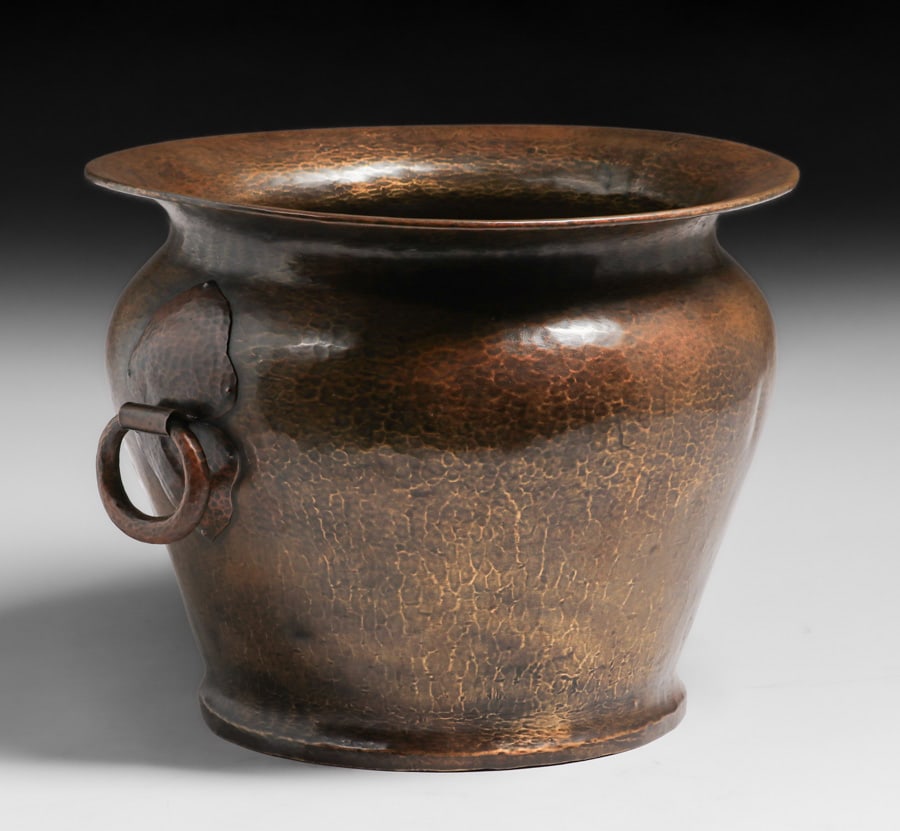Turchin & Co - New  York Hammered Copper Two-Handled Jardiniere c1910 (1 of 4)