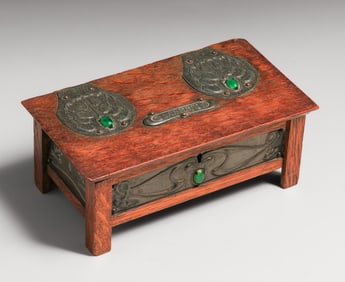 English Arts & Crafts Copper Strap-Hinged Oak Cigarettes Box c1900
