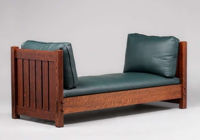 Gustav Stickley Knock-Down Evenarm Daybed c1904