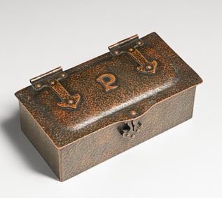 Arts & Crafts Period Hammered Copper Strap-Hinge Box c1910s