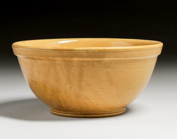 Pacific Pottery #4 Mixing Bowl c1920s
