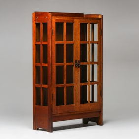 Gustav Stickley #815 Two-Door China Cabinet c1910