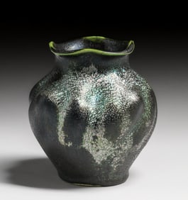 Heliosine – Austrian Art Nouveau Vase c1900s