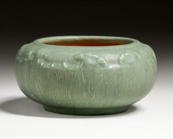 Hampshire Pottery Matte Green Closed Bowl c1910