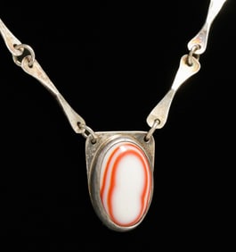 Arts & Crafts Period Sterling Silver & Carnelian Striped Agate Pendant Necklace c1920s