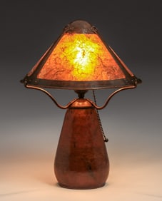 Dirk van Erp Hammered Copper & Mica Boudoir Lamp c1911-1912