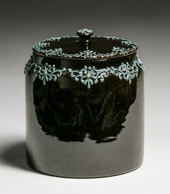 Weller Pottery Turada Squeeze-Bag Decorated Humidor c1897-1900