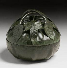 Arts & Crafts Period Hammered Copper Ivy Leaves Handled Covered Bowl c1910