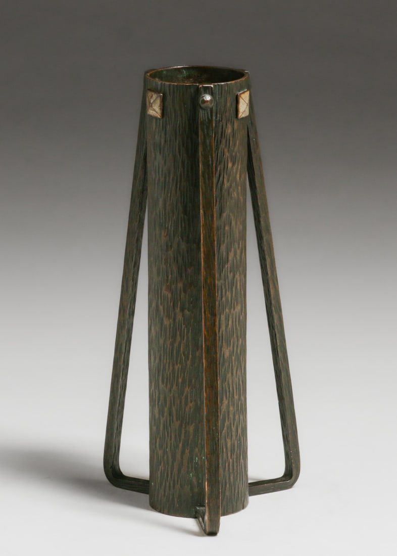 Karl Kipp Style Hammered Copper & Silver Secessionist Buttress Vase c1910 (1 of 4)