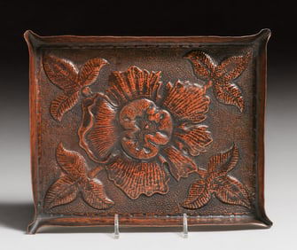 Arts & Crafts Repousse Hammered Copper Rectangular Tray c1910s