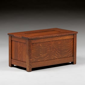 Gustav Stickley #95 Oak Shirt Box c1910