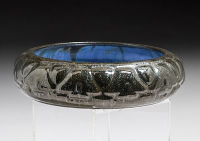 Fulper Pottery Speckled Mirror Black Fruit Bowl c1917-1920