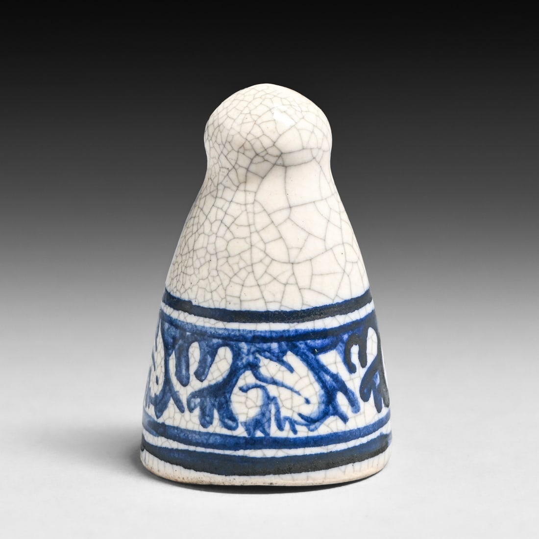 Rare Dedham Rabbit Crackleware Candle Snuffer c1920s: Rare Dedham Rabbit Crackleware Candle Snuffer c1920s. Unsigned. Perfect condition. 2"h x 1.25"d FREE NATIONWIDE SHIPPINGFree Nationwide Shipping within the lower 48 states for all purchases at our