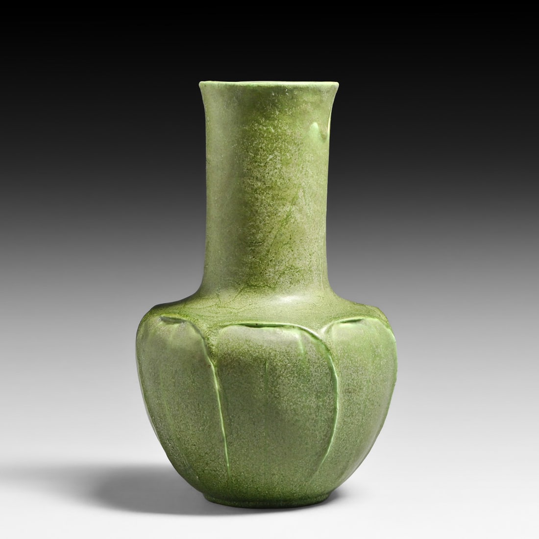 Grueby Pottery Matte Green Overlapping Leaves Vase c1905 (1 of 4)