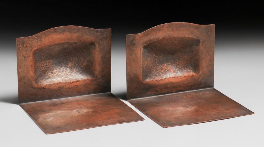 Important Early Roycroft Hammered Copper Secessionist Square Bookends c1912 - 3