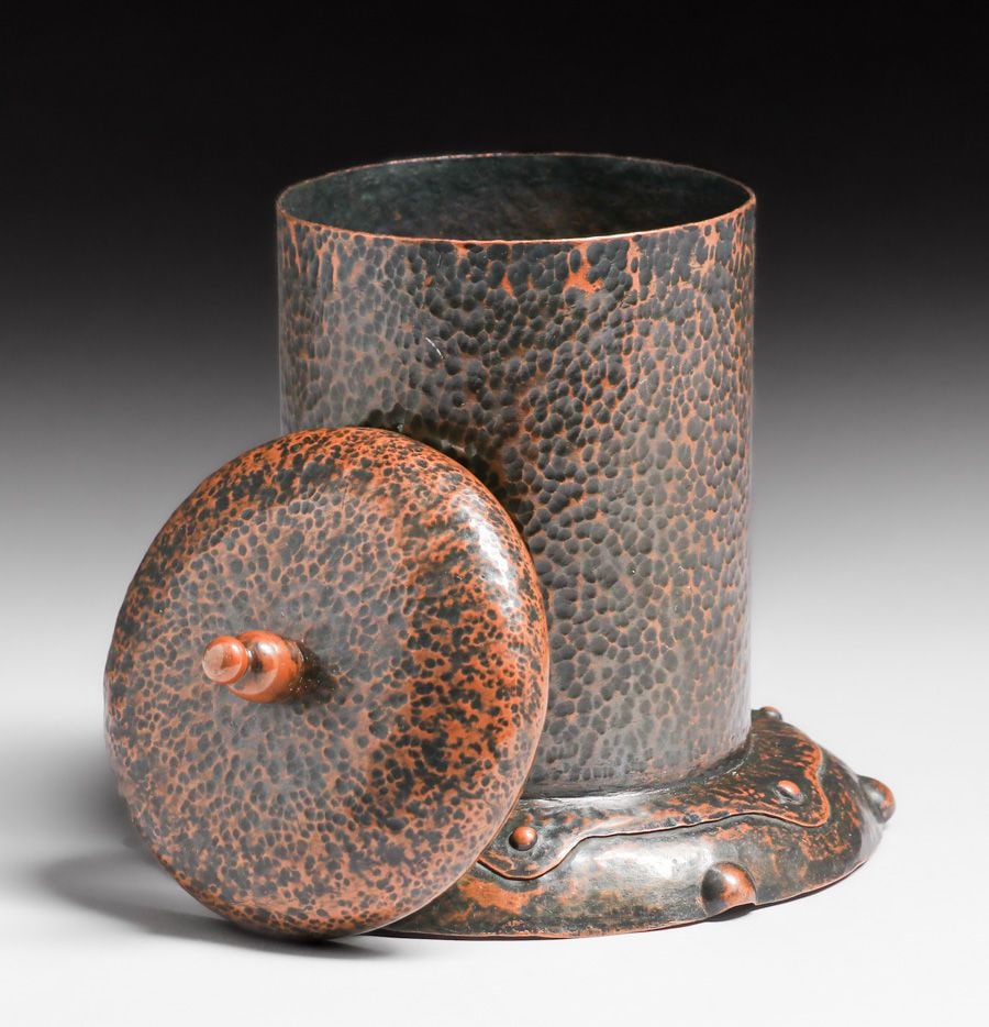 Benedict Studios Hammered Copper Covered Vase c1910 - 3