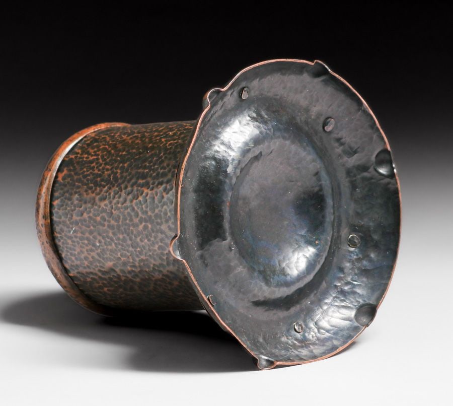 Benedict Studios Hammered Copper Covered Vase c1910 - 4
