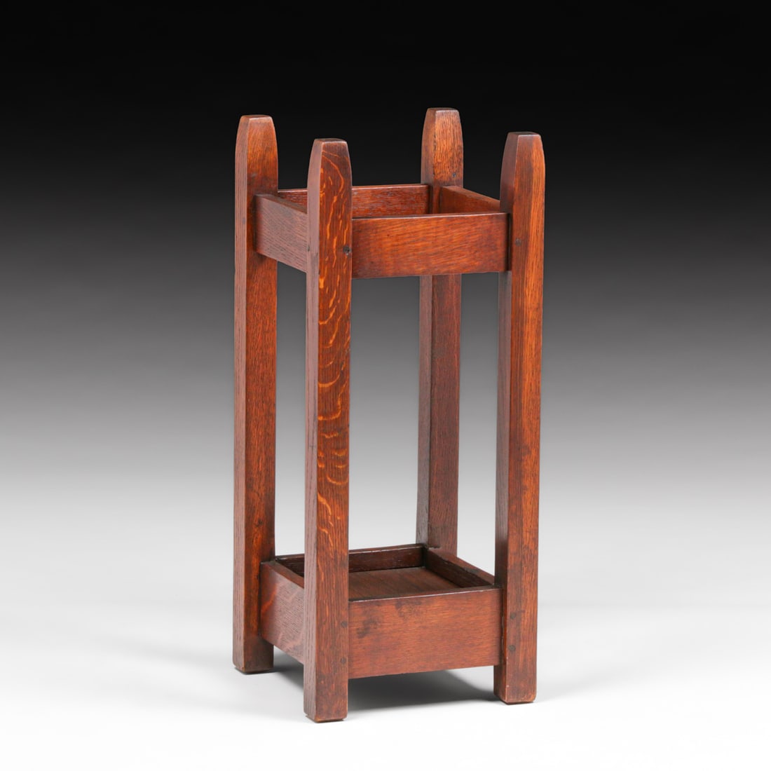 Gustav Stickley Oak Umbrella Stand c1910 - 2