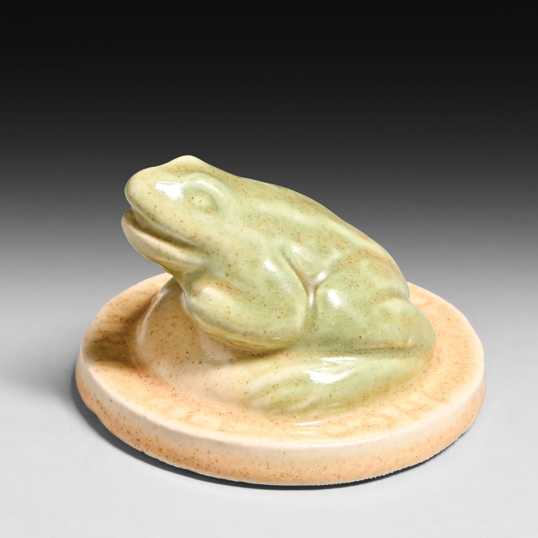 Cal Art Tile Co - Richmond, CA Frog Paperweight c1920s (1 of 4)