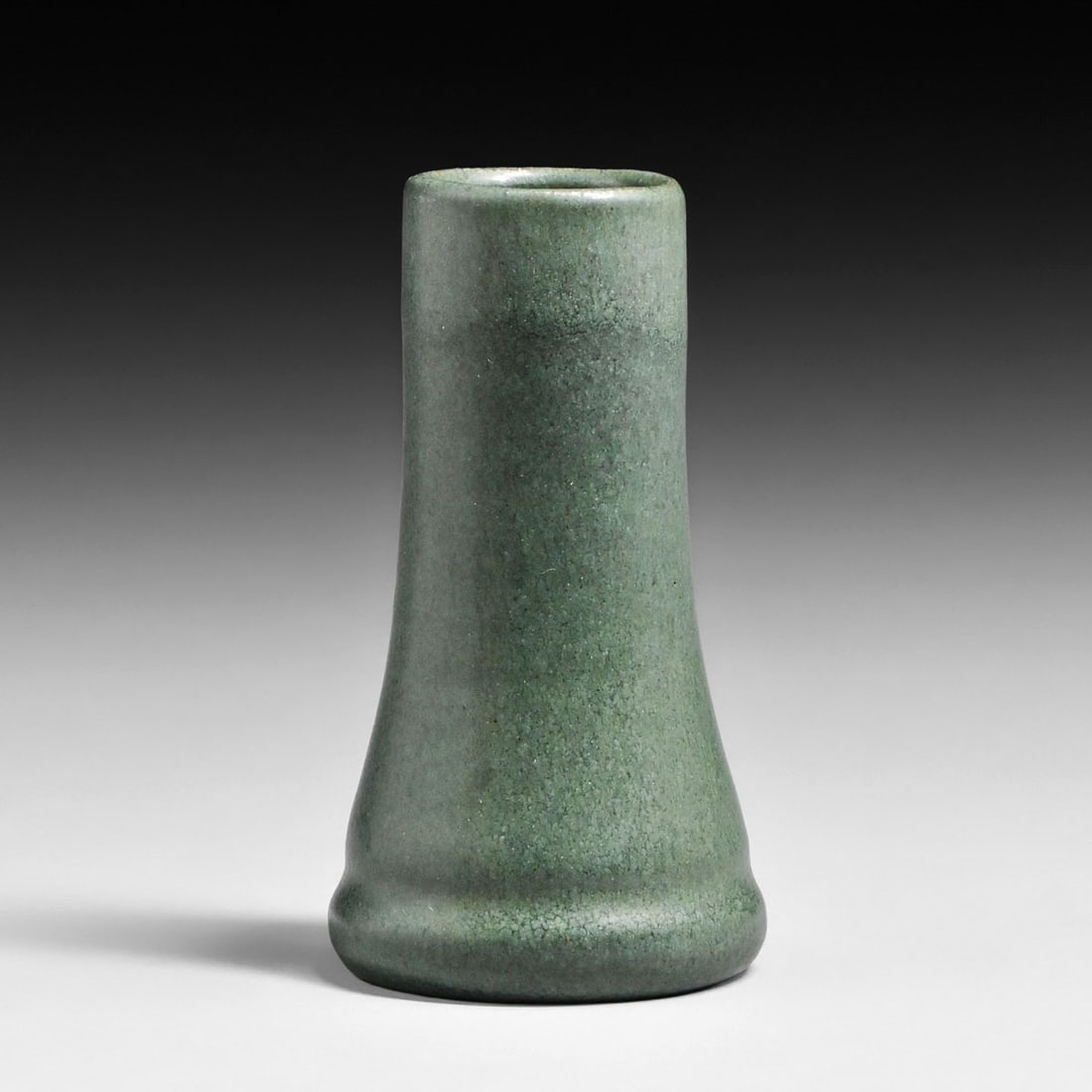 Early Marblehead Pottery Dark Green Vase c1905 (1 of 4)