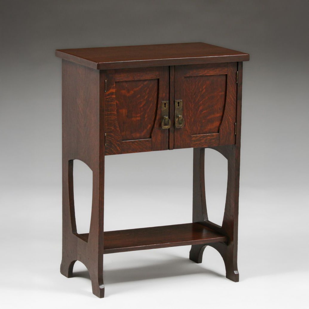 Grand Rapids Two-Door Oak Cabinet c1910 - 3