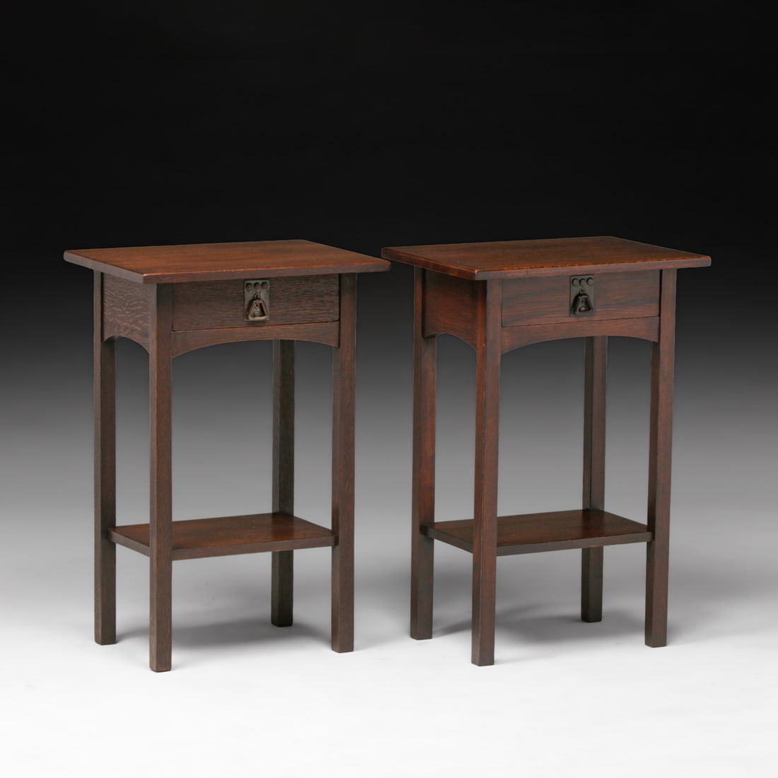 Miller Cabinet Co - Rochester Pair One-Drawer Oak Side Tables c1910: Miller Cabinet Co - Rochester Pair One-Drawer Oak Side Tables c1910. Signed. One very nicely refinished to match excellent original finish of the other. 20"w x 15"d x 29.75"h FREE NATIONWIDE