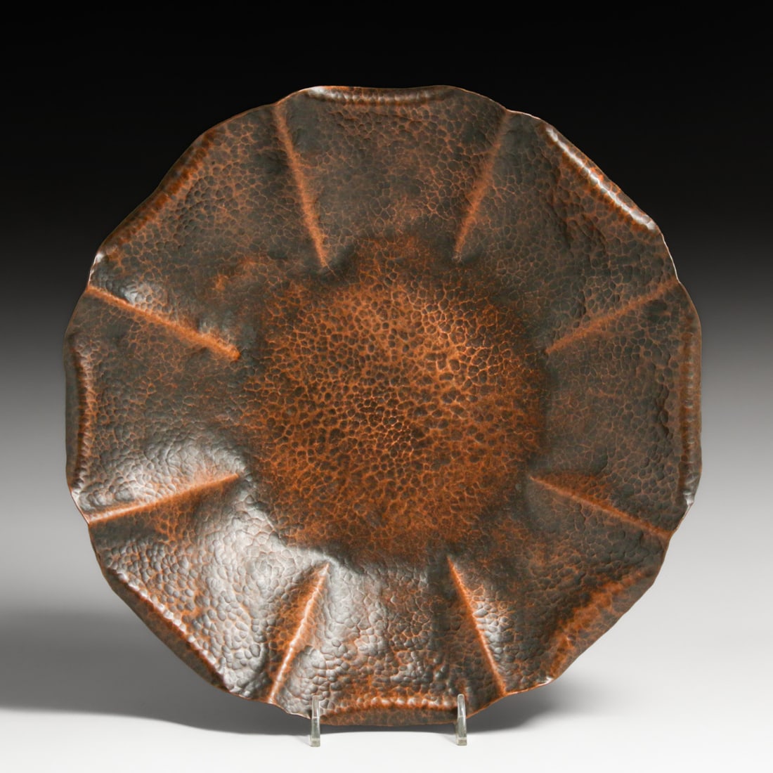 Arts & Crafts Period Hammered Copper Bowl c1910s: Arts & Crafts Period Hammered Copper Bowl c1910s. Unsigned. Excellent new patina. 2.25"h x 11.5"d FREE NATIONWIDE SHIPPING Free Nationwide Shipping within the lower 48 states for all purchases at our