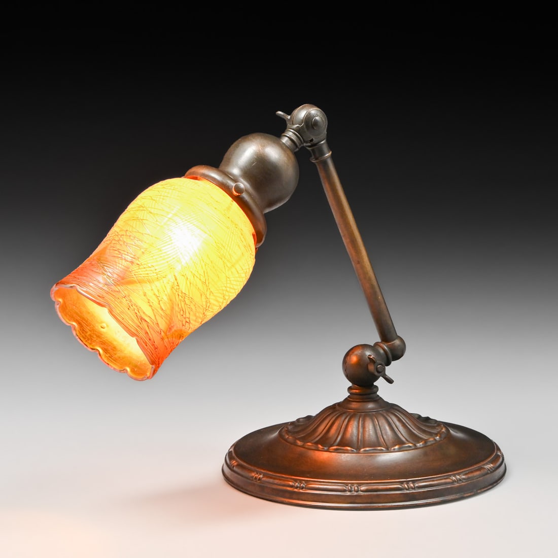 Bradley & Hubbard & Durand Art Glass Table Lamp c1920s (1 of 2)
