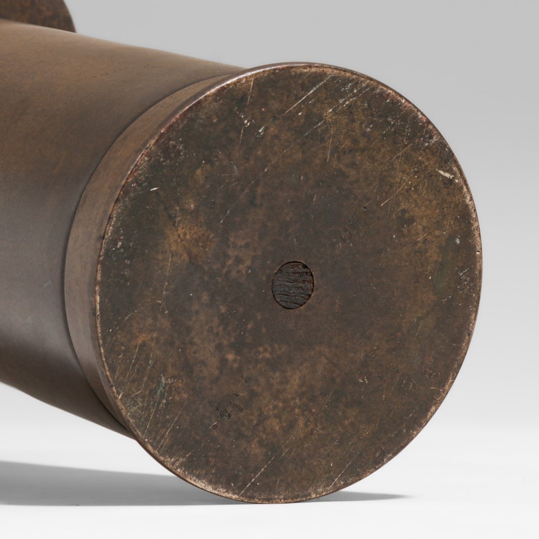 Dirk van Erp Hammered Brass Shell Casing Vase c1902-1908 - 4