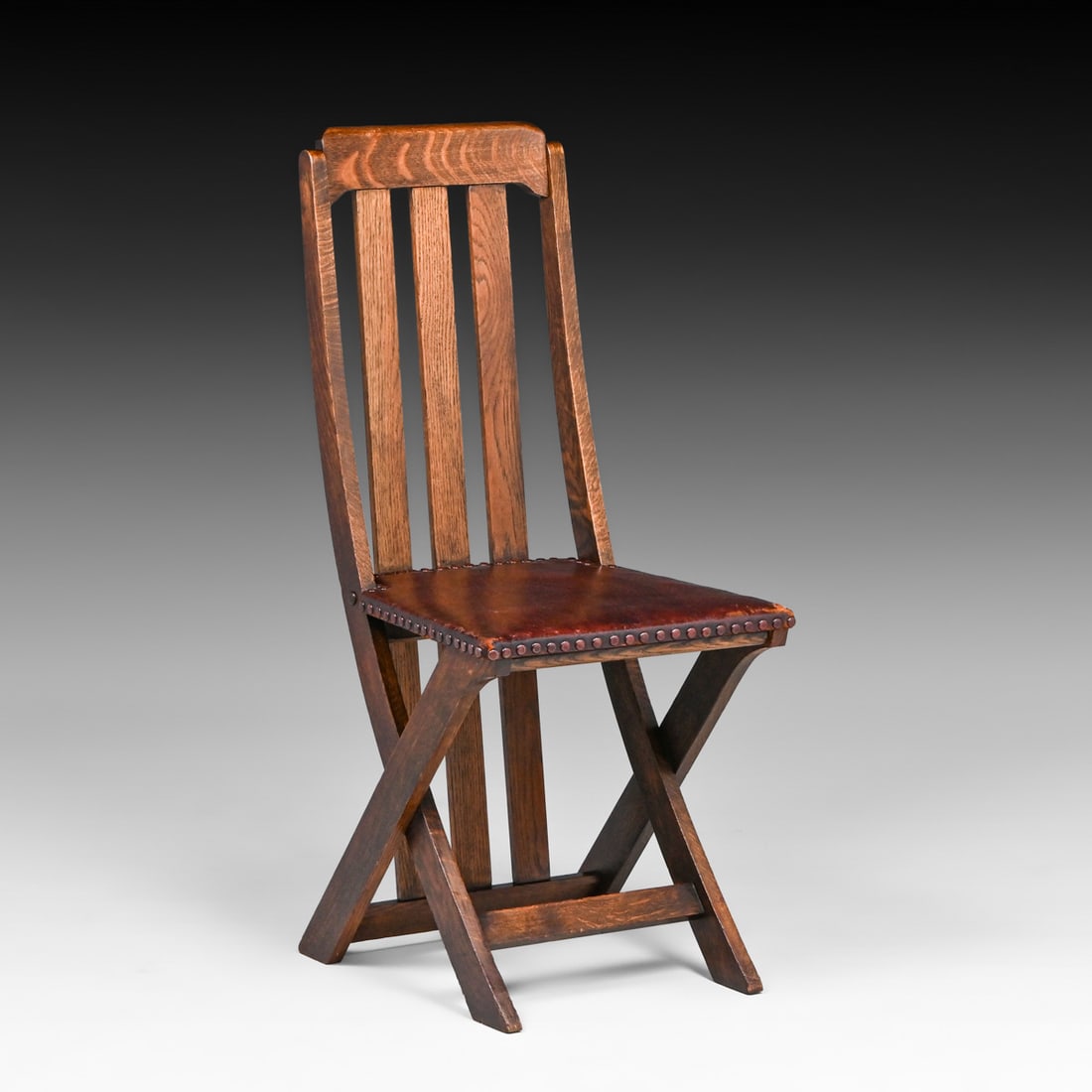 Grand Rapids Oak Side Chair c1905: Grand Rapids Oak Side Chair c1905. Signed. Excellent original finish. Very sturdy. 40.5"h x 17.5"w x 18.75"d FREE NATIONWIDE SHIPPING Free Nationwide Shipping within the lower 48 states for all purcha