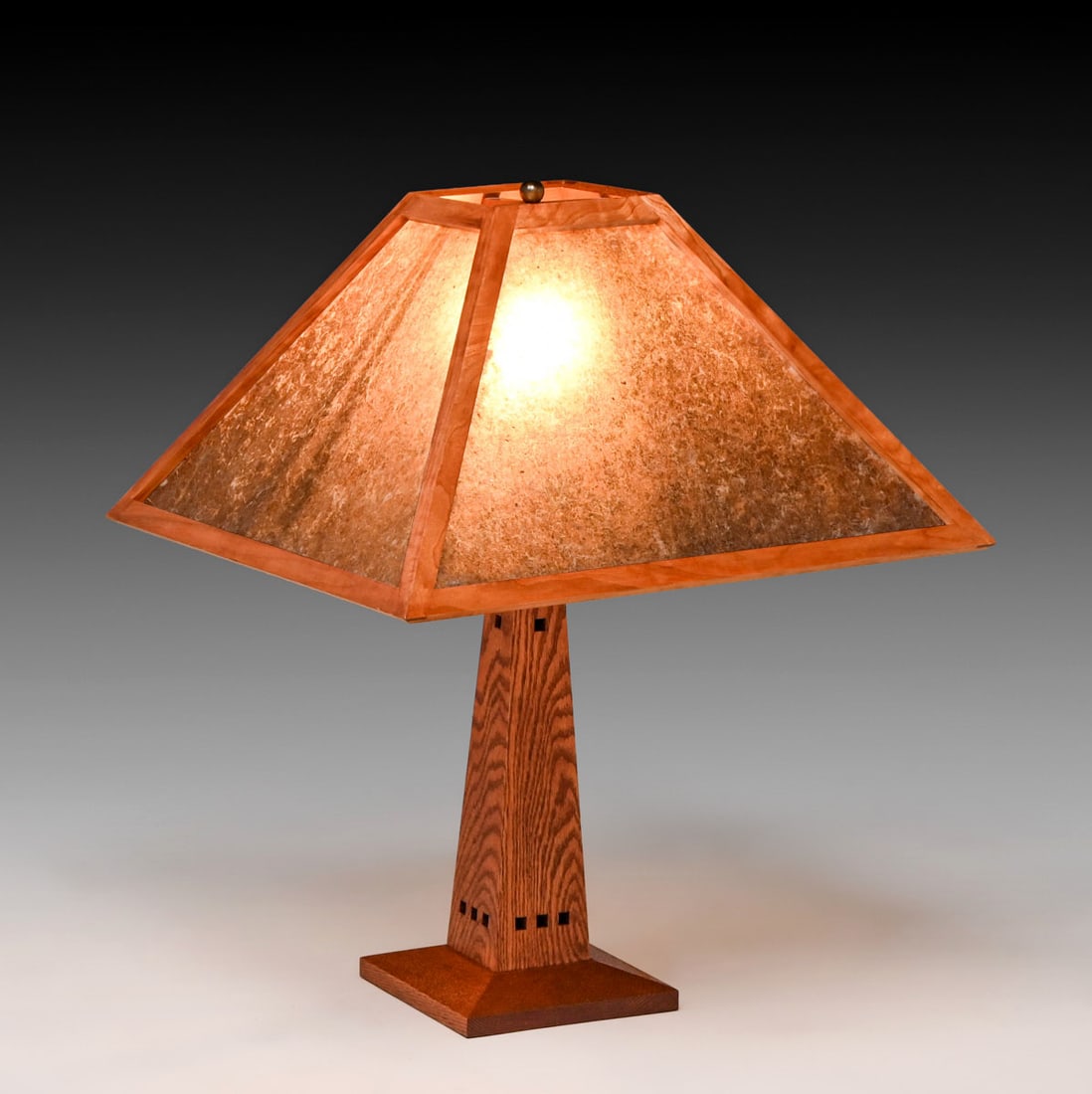 Cherry Tree Design - Bozeman, MT Craftsman Oak, Cherry & Mica Cutout Lamp 2001: Cherry Tree Design - Bozeman, MT Craftsman Oak, Cherry & Mica Cutout Lamp 2001. Signed. Excellent condition. 25"h x 19.5" x 19.5" FREE NATIONWIDE SHIPPINGFree Nationwide Shipping within the lower