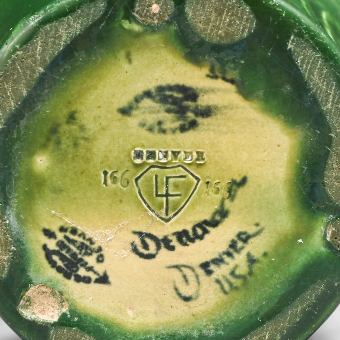 Denver Danoura Matte Green Vase c1903 - 5