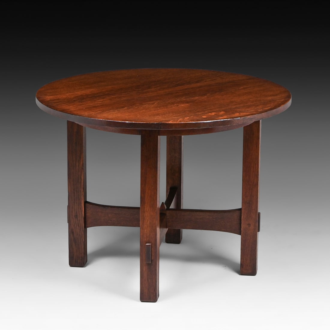 Gustav Stickley #626 Oak 40"d Lamp Table c1905 - 3