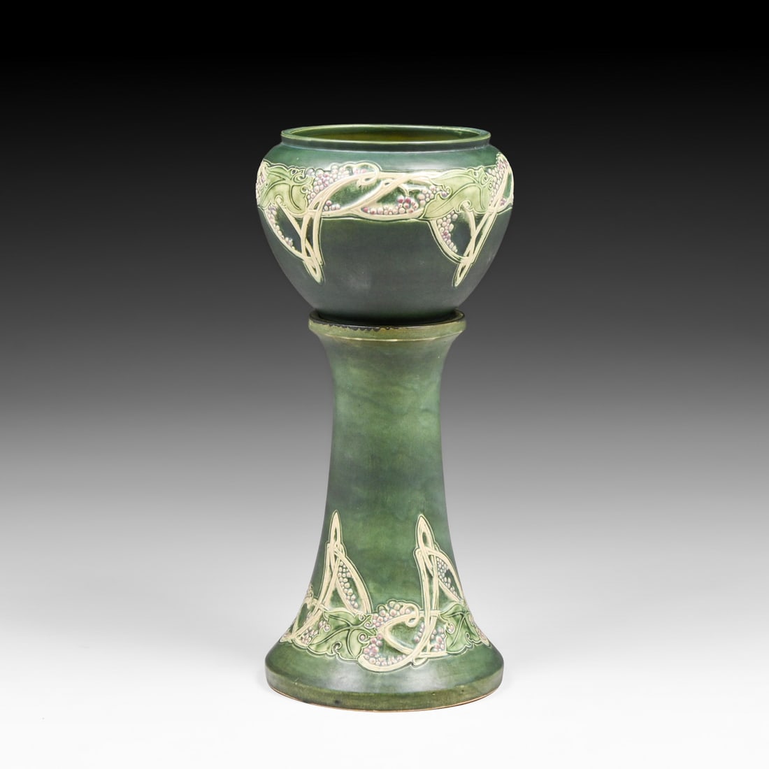 Roseville Rosecraft Vintage Green Jardiniere & Pedestal c1920s: Roseville Rosecraft Vintage Green Jardiniere & Pedestal c1920s. Signed. Perfect condition. 30"h x 14"d FREE NATIONWIDE SHIPPINGFree Nationwide Shipping within the lower 48 states for all purchases