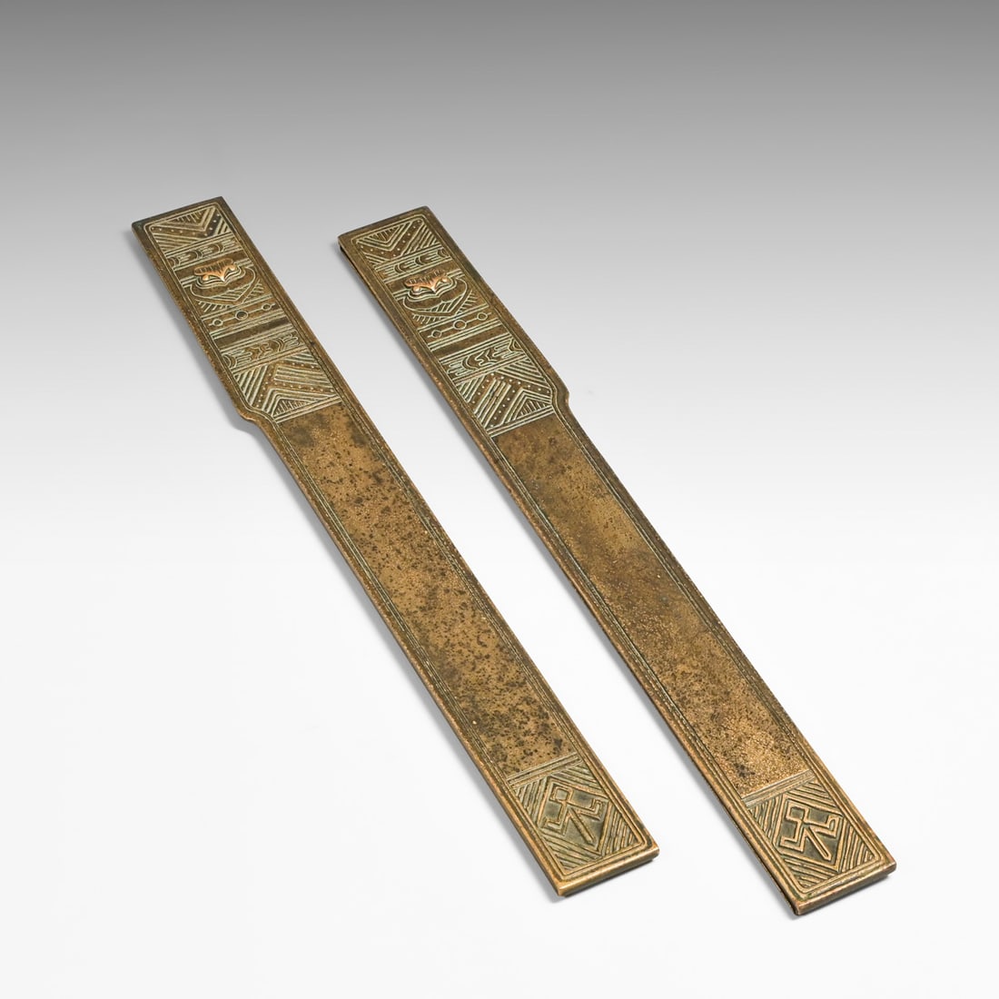 Tiffany Studios New York "American Indian" Pattern Gilt Bronze Desk Blotter Ends c1910: Tiffany Studios New York "American Indian" Pattern Gilt Bronze Desk Blotter Ends c1910. Signed. Excellent original patina. Each blotter end 19.25" x 2.25"w FREE NATIONWIDE SHIPPINGFree Nationwide