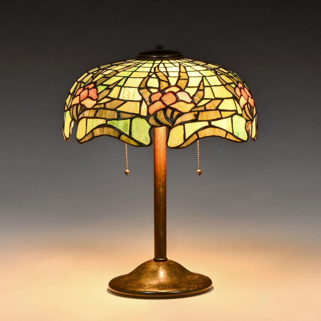 Riviere Studios Leaded Glass Floral Lamp c1910: Riviere Studios Leaded Glass Floral Lamp c1910. Unsigned. Excellent original patina. A few tight lines to leaded glass. Overall excellent condition. 20"h x 16"d FREE NATIONWIDE SHIPPINGFree