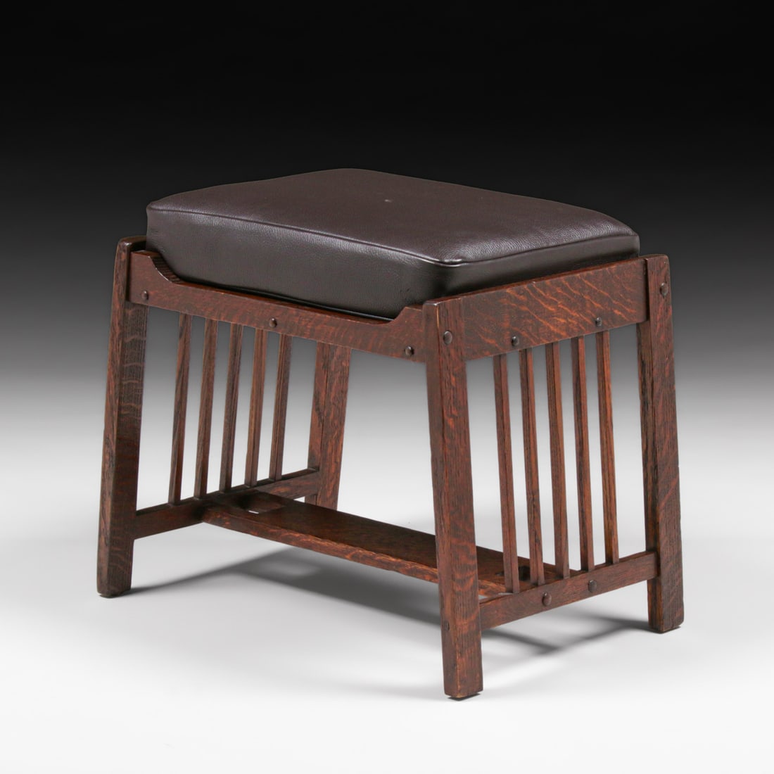 Prairie School Spindled Oak Footstool c1910 - 4