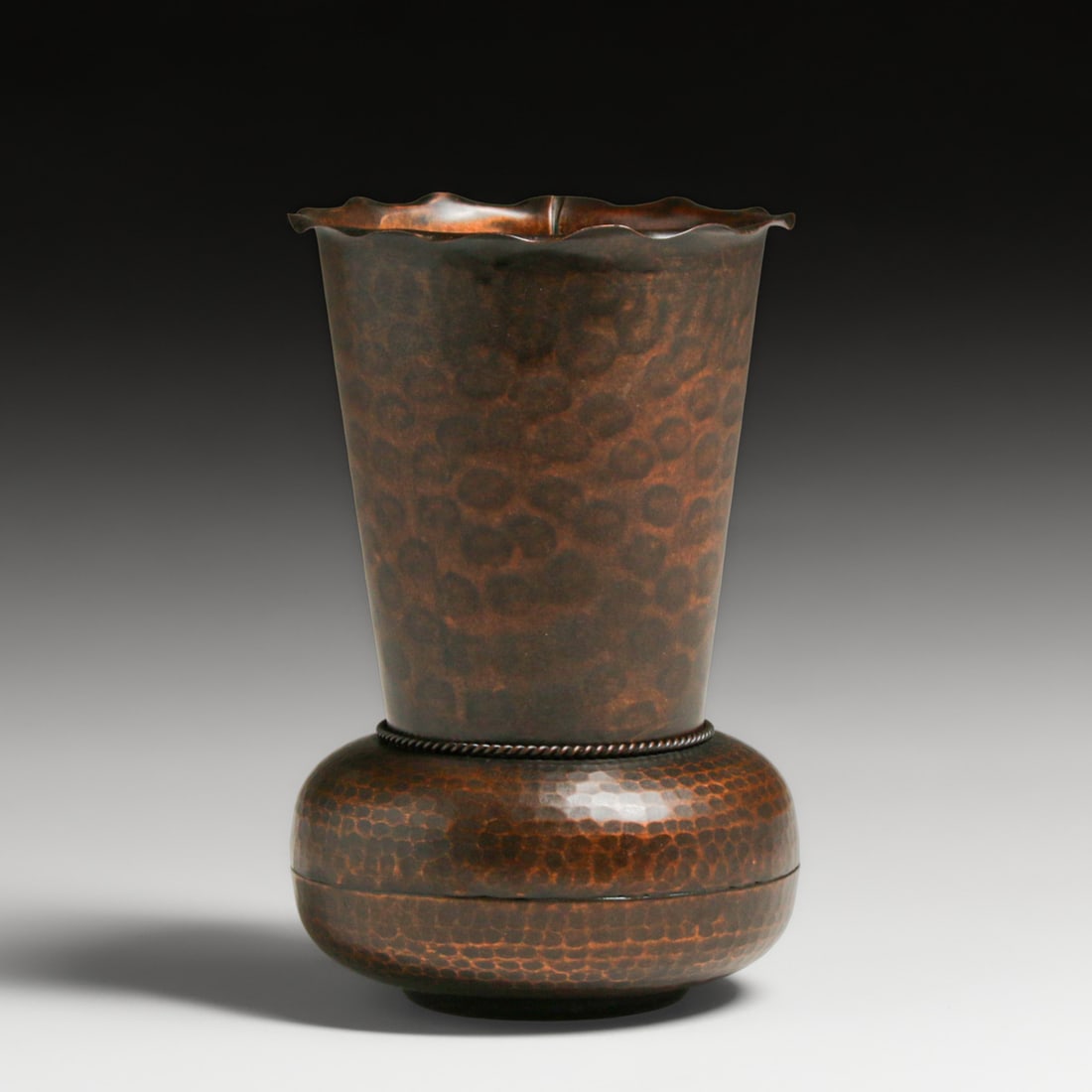 Vermont Hammered Copper Vase c1930s (1 of 4)