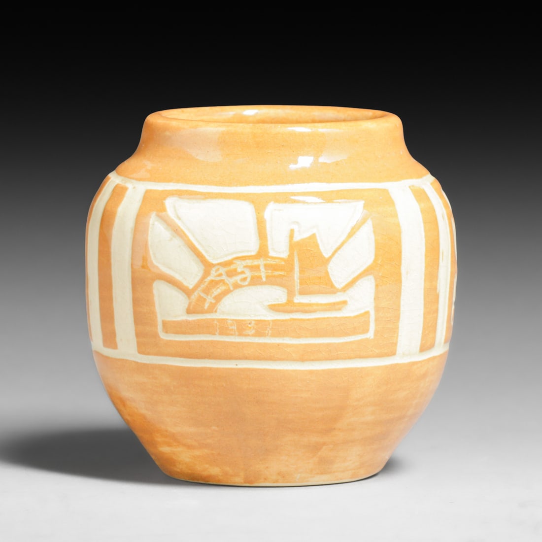 North Dakota Hand-Carved Sailboat Vase 1931: North Dakota Hand-Carved Sailboat Vase 1931. Signed and dated 1932 on bottom. Perfect condition. 3.75"h x 3 3/8"d FREE NATIONWIDE SHIPPING Free Nationwide Shipping within the lower 48 states for all p