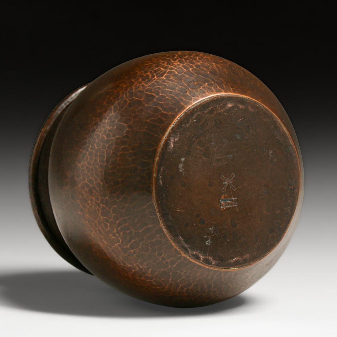 Dirk van Erp Hammered Copper Vase c1915-1920 - 3