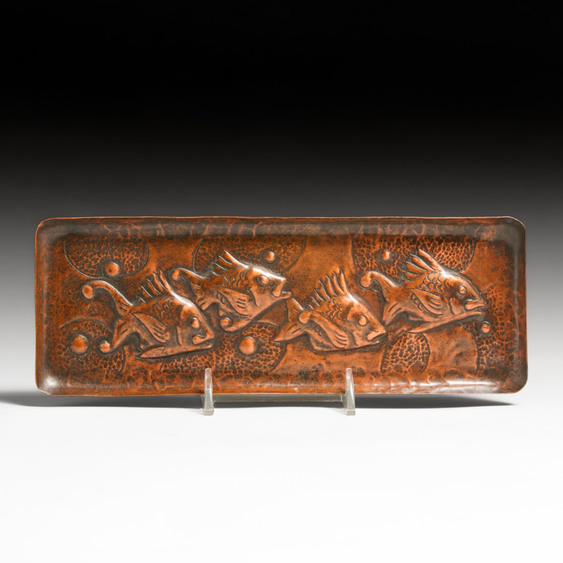 Newlyn Hammered Copper Repousse Fish Pen Tray c1900s: Newlyn Hammered Copper Repousse Fish Pen Tray c1900s. Signed. Color added to original patina. 9" x 3.25" FREE NATIONWIDE SHIPPINGFree Nationwide Shipping within the lower 48 states for all purchases