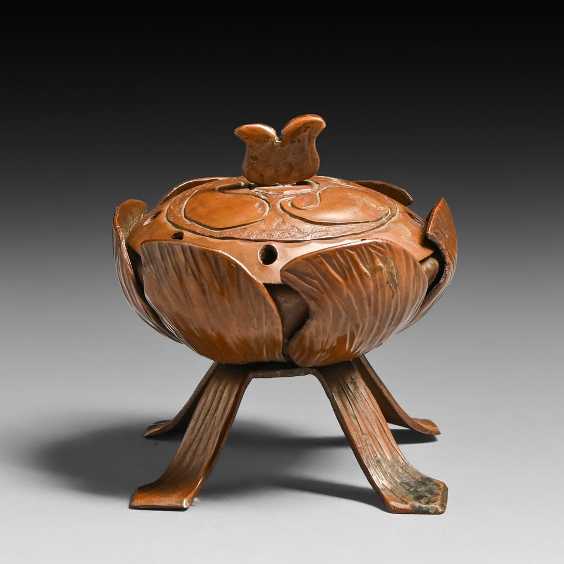 Arts & Crafts Period Hammered Copper Incense Burner c1910: Arts & Crafts Period Hammered Copper Incense Burner c1910. Unsigned. Excellent original patina. 2.5"h x 2.5"d FREE NATIONWIDE SHIPPING Free Nationwide Shipping within the lower 48 states for all purch