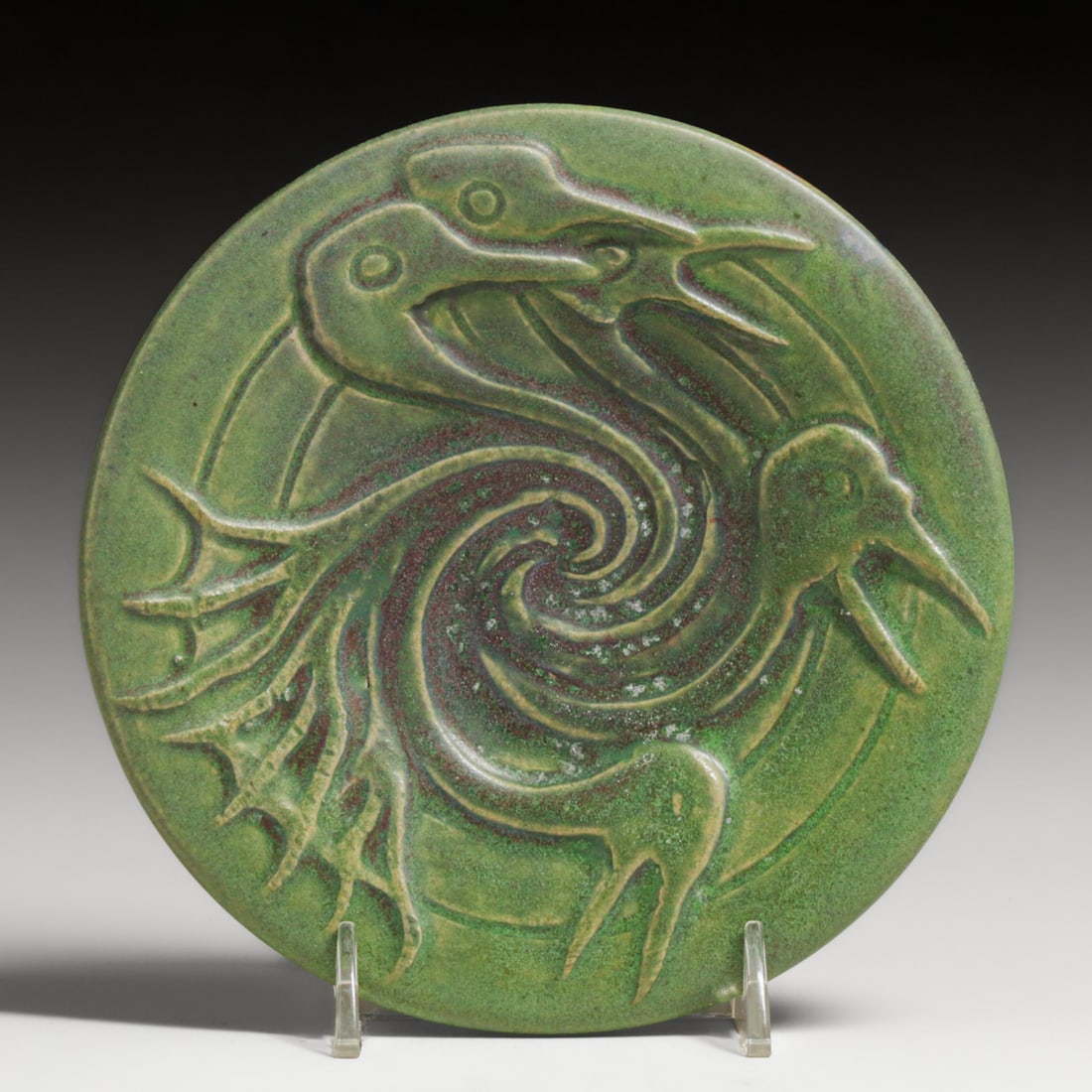 Early Van Briggle Triple Geesehead Plate 1905: Early Van Briggle Triple Geesehead Plate 1905. Signed. Perfect condition. 6"d FREE NATIONWIDE SHIPPINGFree Nationwide Shipping within the lower 48 states for all purchases at our Two-Day Auction.