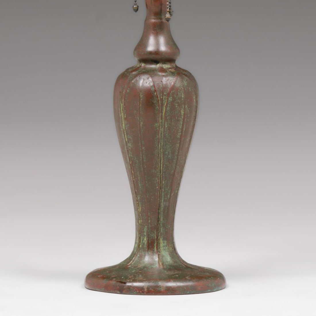 Handel Grapevine Leaves Overlay Lamp c1910 - 7