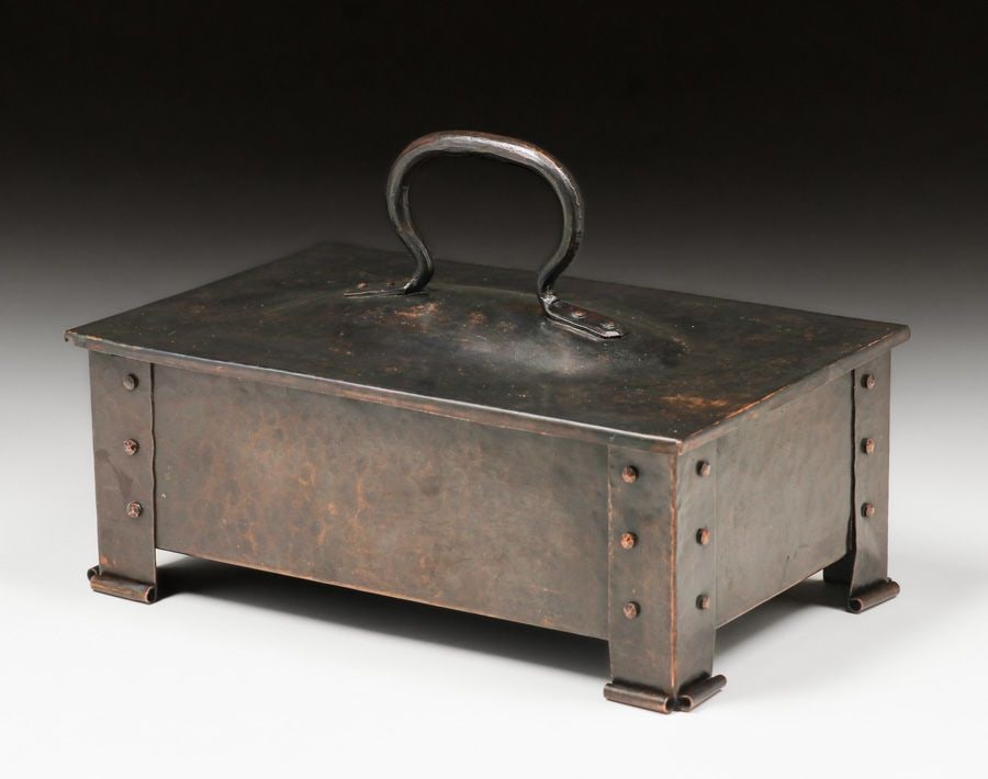 Benedict Studios Hammered Copper Riveted Humidor c1910 (1 of 5)