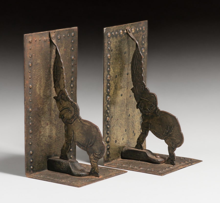 Goberg - German Hand-Forged Iron Elephant Bookends c1905: Goberg - German Hand-Forged Iron Elephant Bookends c1905. Signed. Excellent original patina. 7.25"h x 4"w x 3.5" FREE NATIONWIDE SHIPPINGFree Nationwide Shipping within the lower 48 states for all