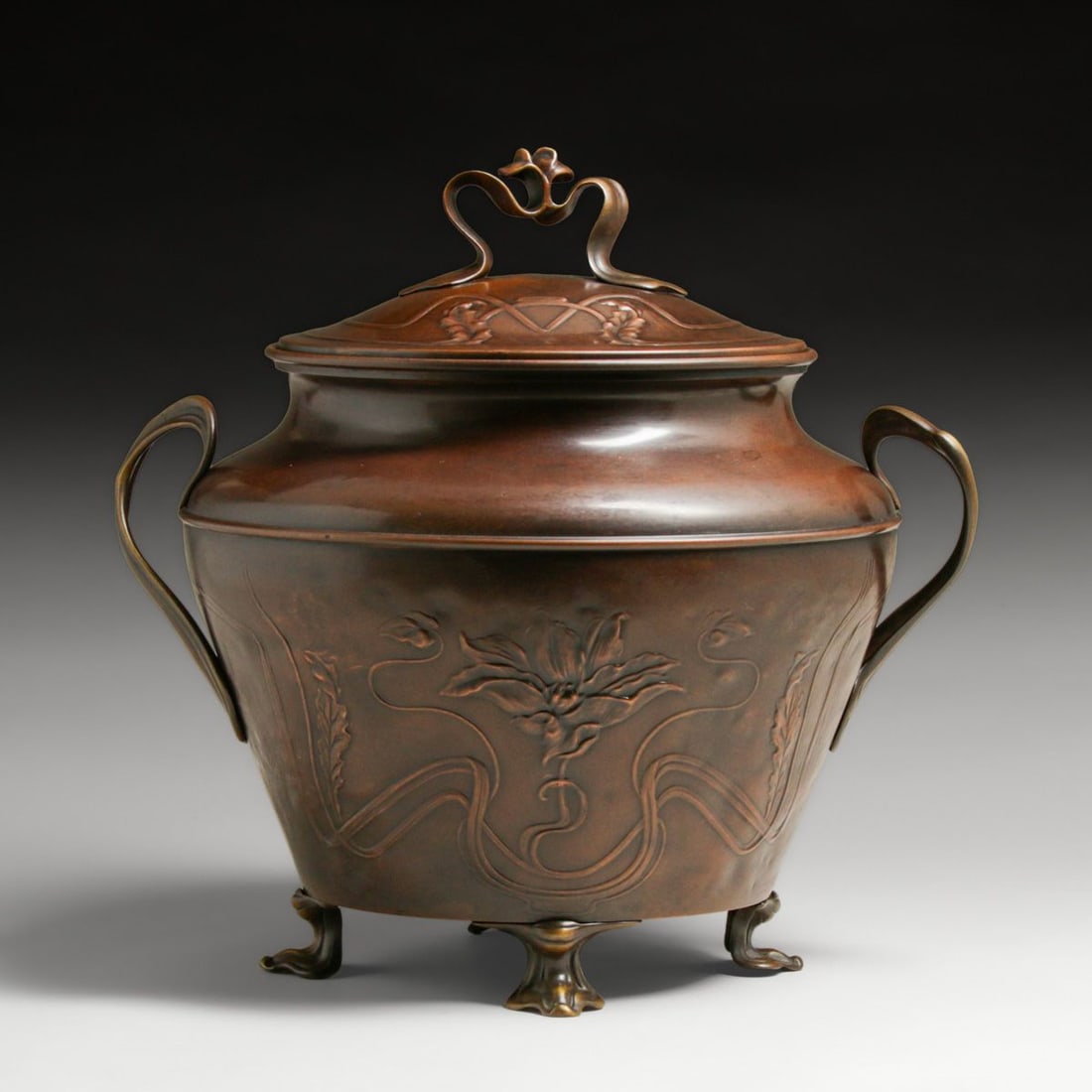 WMF - German Repousse Copper & Brass Two-Handled Covered Jardiniere c1900: WMF - German Repousse Copper & Brass Two-Handled Covered Jardiniere c1900. Unsigned. Excellent new patina. 16"w x 15"h FREE NATIONWIDE SHIPPINGFree Nationwide Shipping within the lower 48 states for