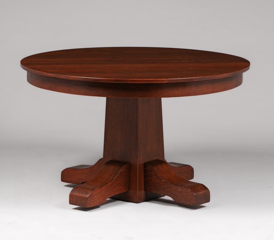 Hastings Furniture Co 48"d Pedestal-Base Dining Table c1910: Hastings Furniture Co 48"d Pedestal-Base Dining Table c1910. Unsigned. Very nicely refinished. Two new skirted leaves. 48"d x 29"h (expands to 70" x 48") FREE NATIONWIDE SHIPPING Free Nationwide Shipp